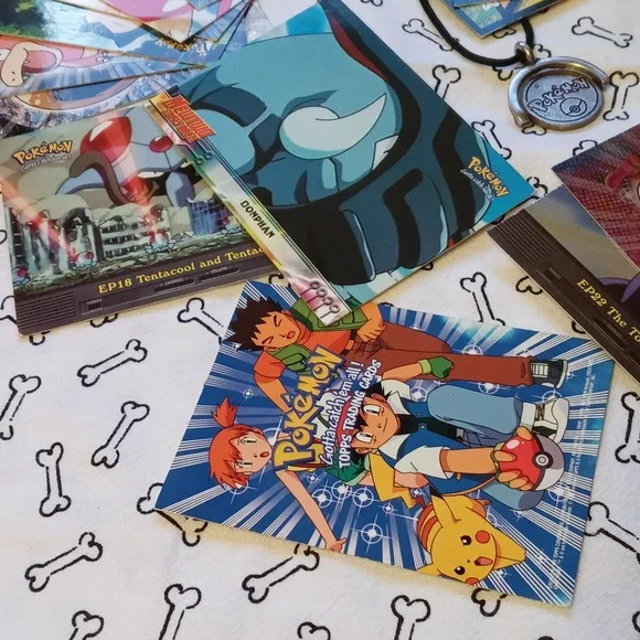 Pokemon Necklace/Cards